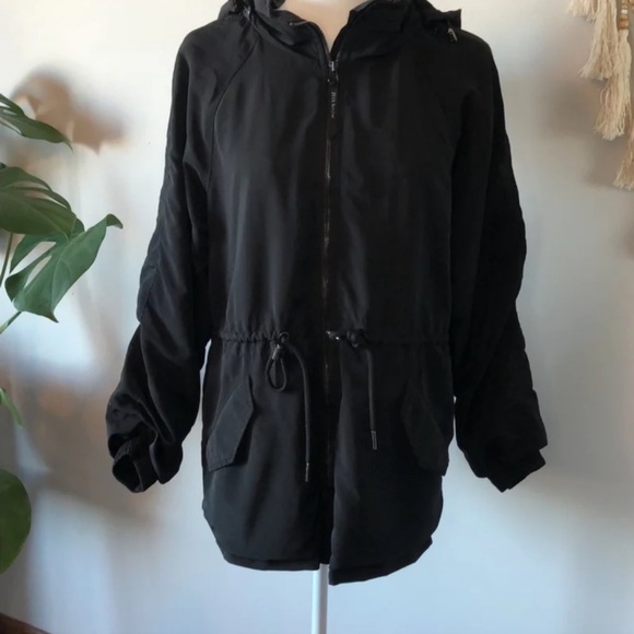 Zyia Women’s Drawstring Hooded Black jacket lined size medium - Picture 11 of 14